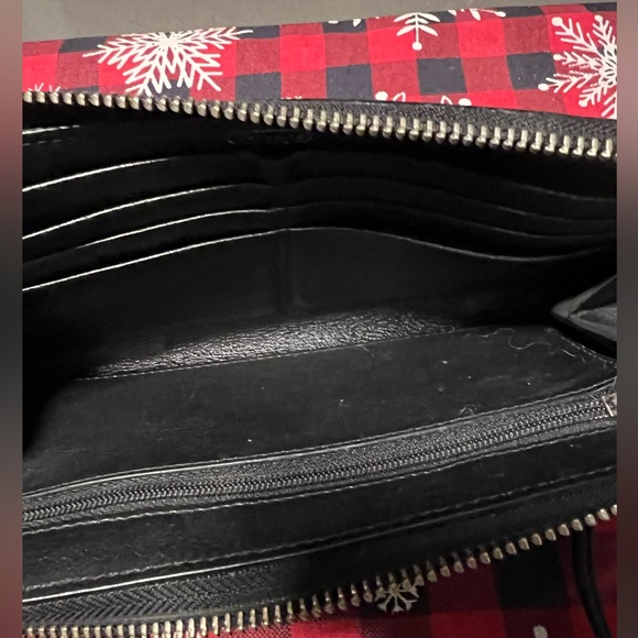 71- Coach “Poppy” wristlet wallet. - Picture 3 of 7